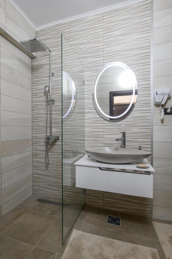 Jednosobni Apartman Ted - One Bedroomed Apartment Ted Sajmiste Kültér fotó