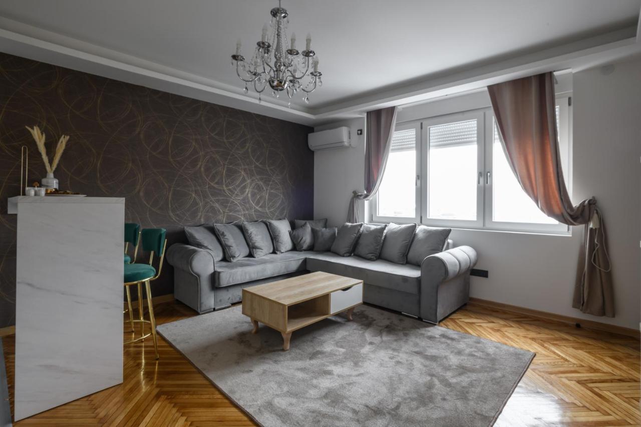 Jednosobni Apartman Ted - One Bedroomed Apartment Ted Sajmiste Kültér fotó